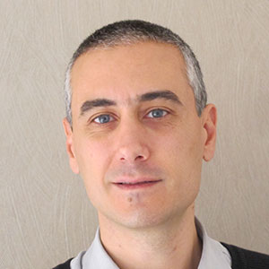 sylvain aharonian, professeur